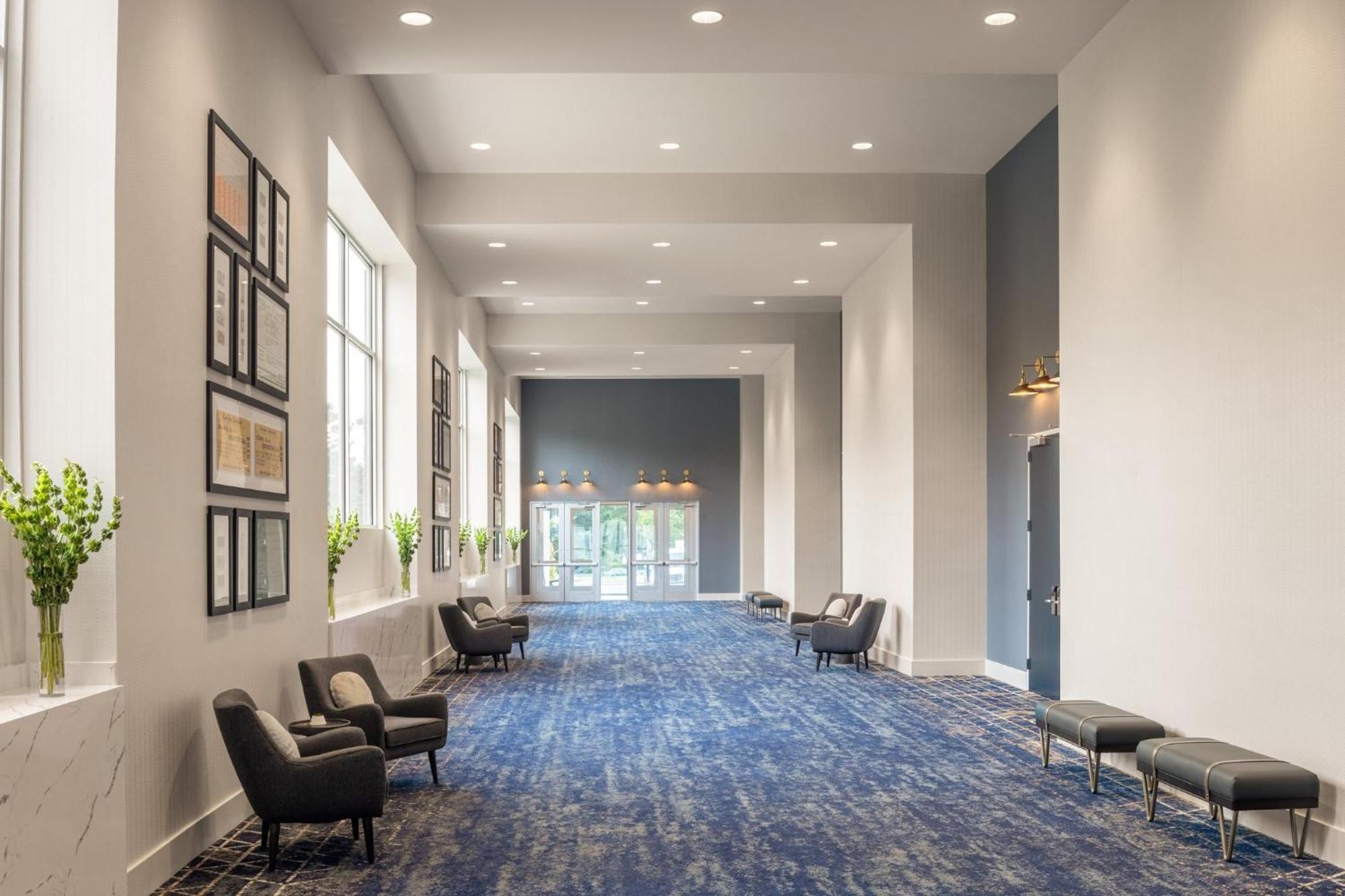 Crowne Plaza Atlanta Ne - Norcross Hotel Bagian luar foto