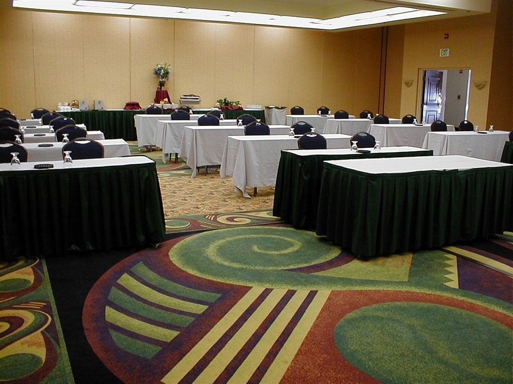 Crowne Plaza Atlanta Ne - Norcross Hotel Bagian luar foto