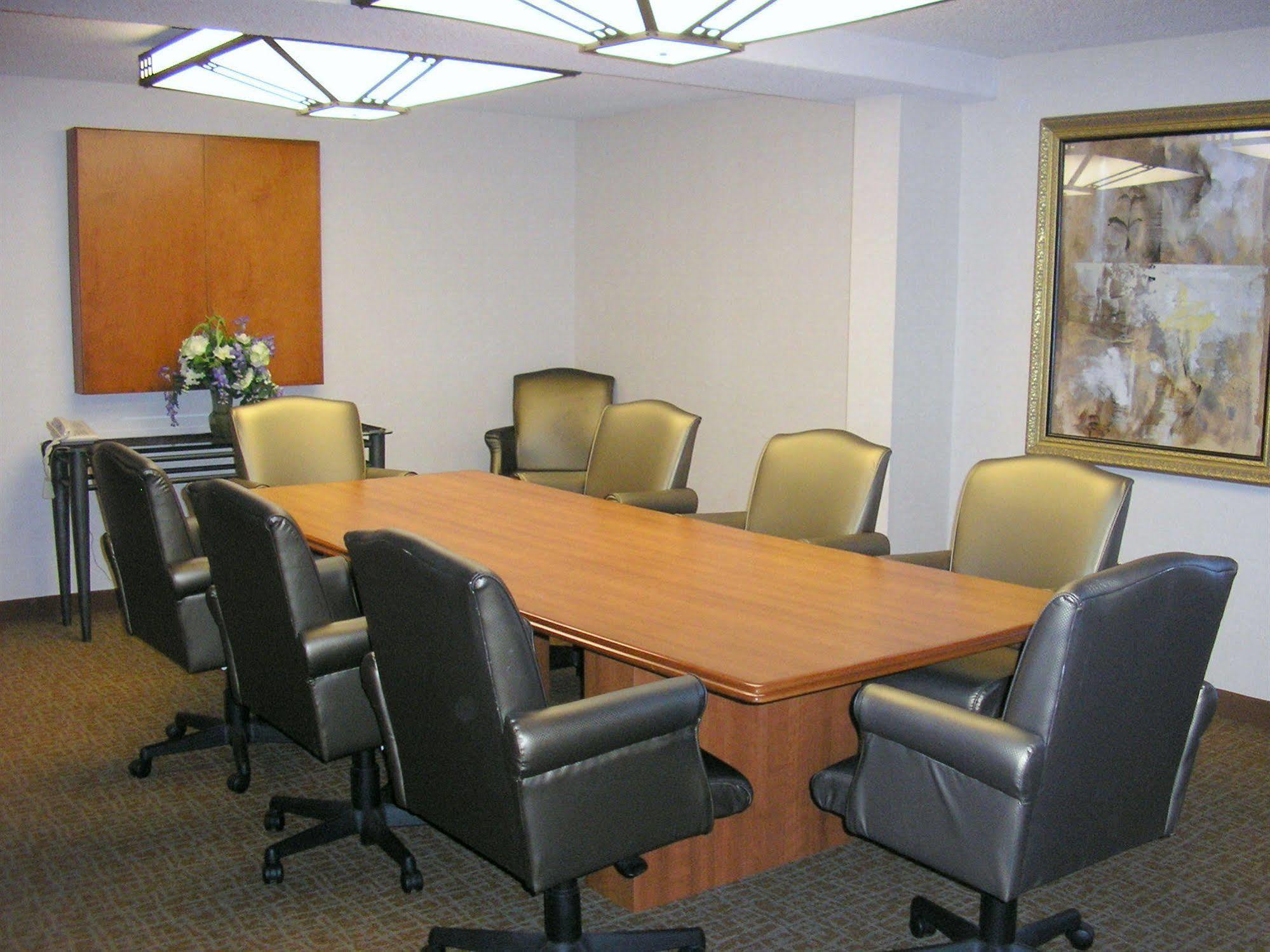 Crowne Plaza Atlanta Ne - Norcross Hotel Bagian luar foto
